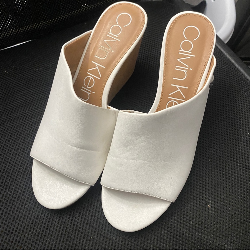 Calvin Kleins Women’s Slip On Heel